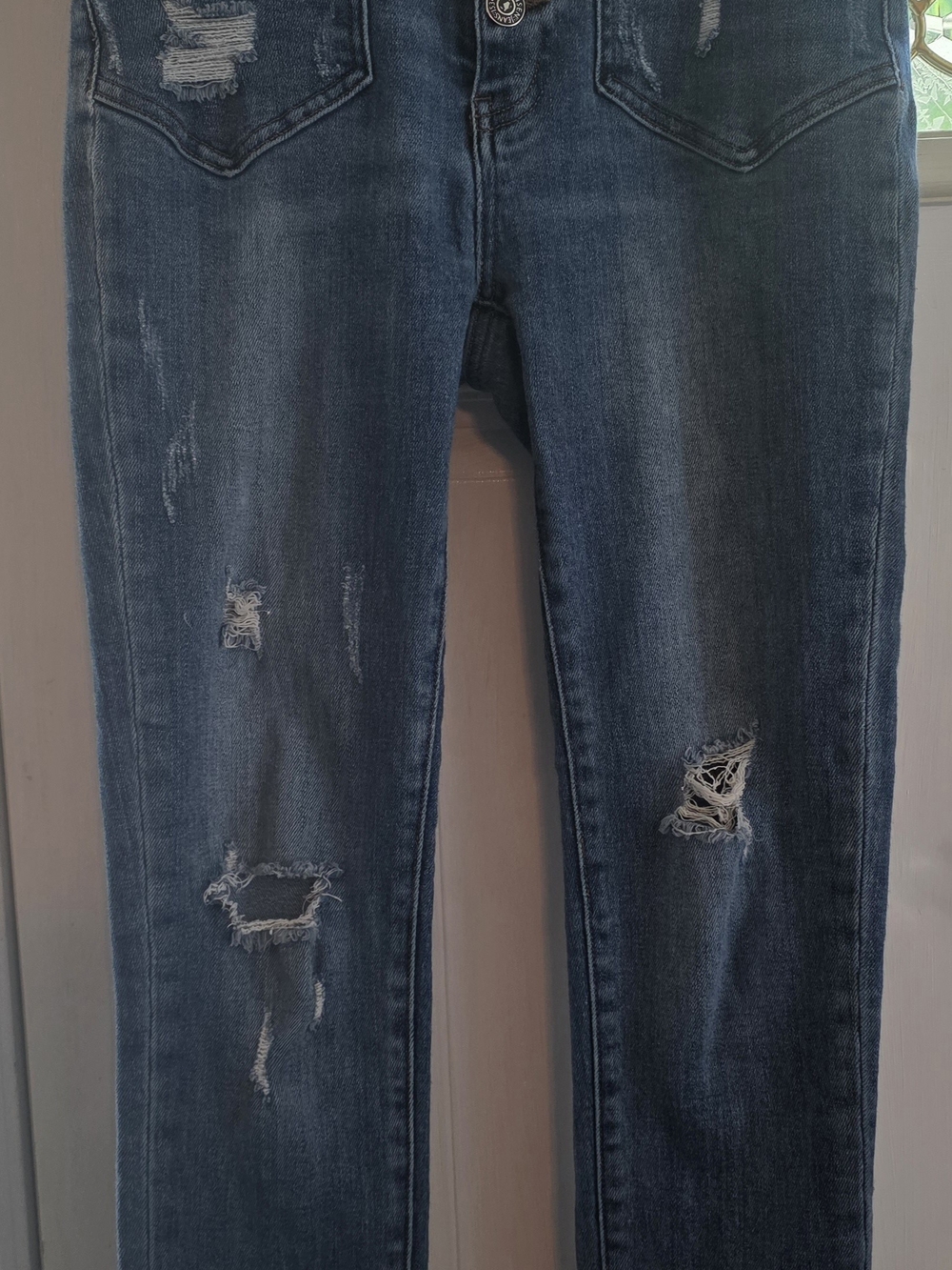 Women's Risen Skinny Distressed Jeans in Dark Blue